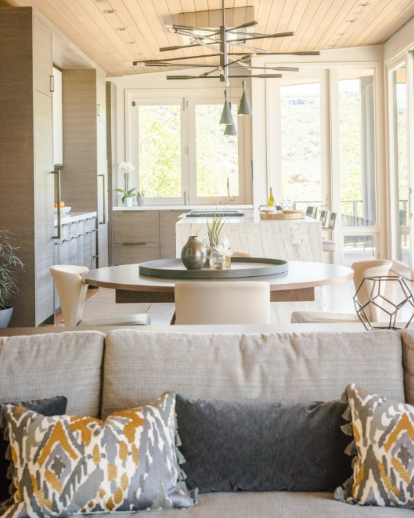 Complete Interior Solutions